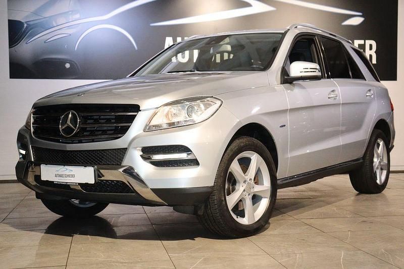 Silber Gebraucht 2011 Mercedes ML250 SUV | 17.900 € (Guter Preis) - Bild 1/4