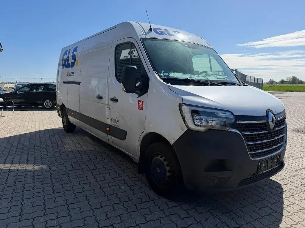 Usado Renault Master 150 CV (110 kW) 2023 Blanco Monovolumen
