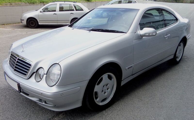 Silber Gebraucht 2002 Mercedes CLK230 Elegance Coupé | 1.950 € (Superpreis) - Bild 1/4