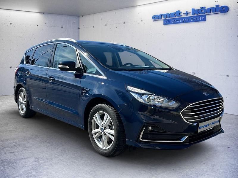 Gebraucht Ford S-MAX Titanium 190 PS (139 kW) 2023 Blau Van / Kleinbus