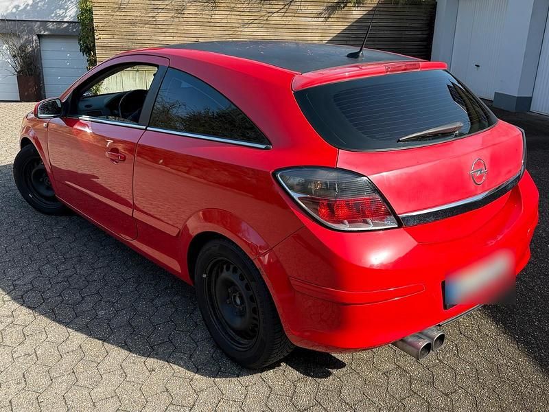 Gebraucht Opel Astra GTC 200 PS (147 kW) 2005 Rot Coupé