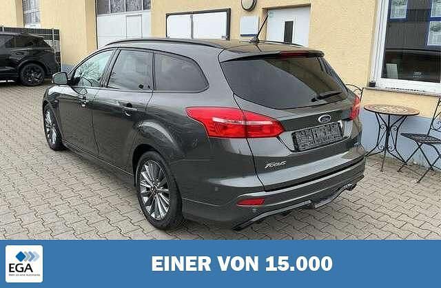 Gebraucht Ford Focus ST-Line 182 PS (133 kW) 2017 Grau metallic