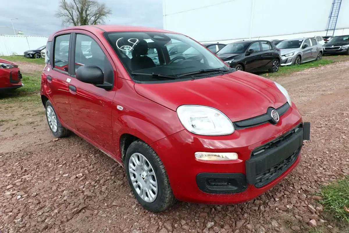 Ny Fiat Panda 69 HK (50 kW) 2025 Rød Hatchback