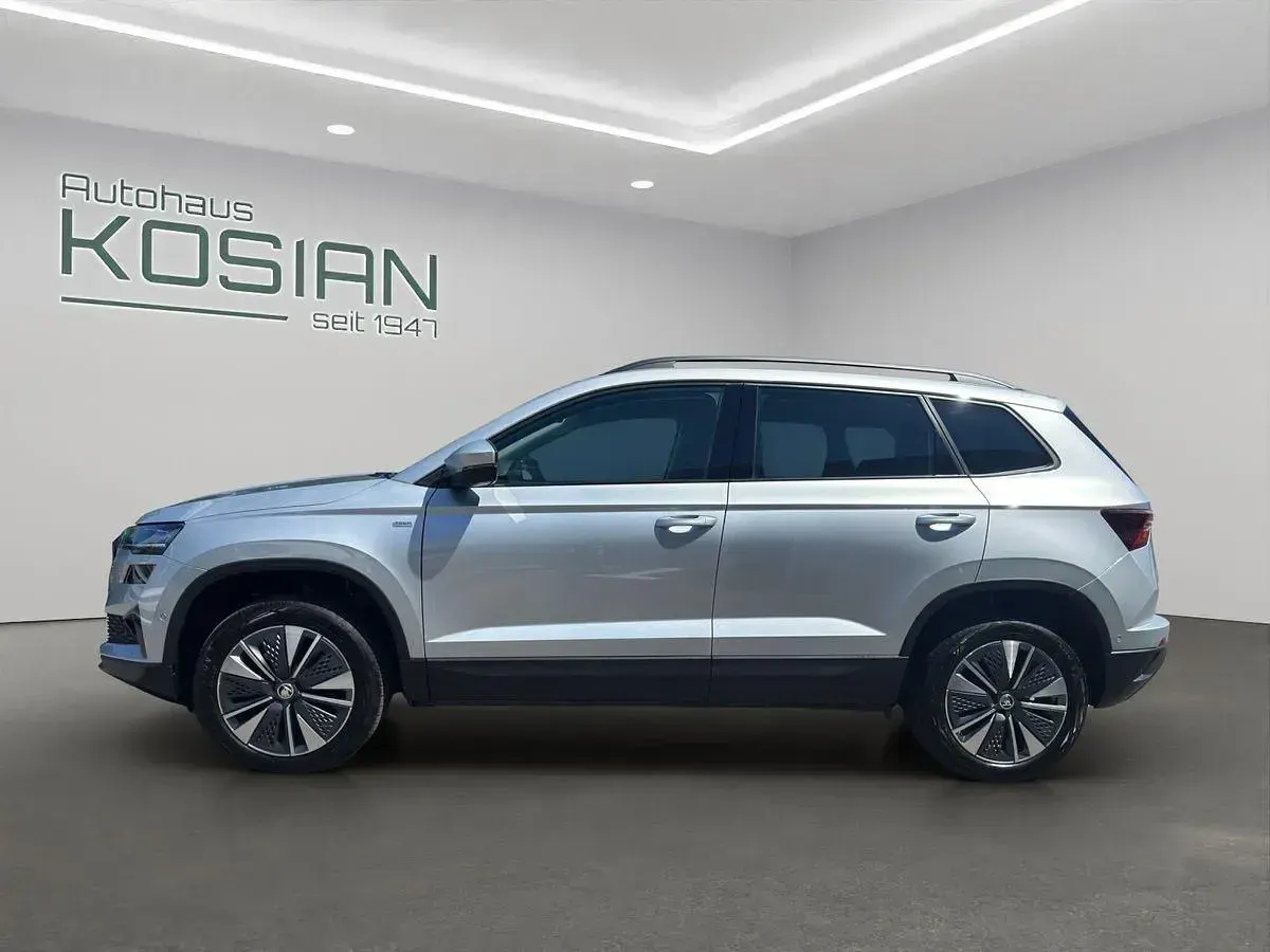 Gebraucht Skoda Karoq Tour 116 PS (85 kW) 2023 Silber SUV