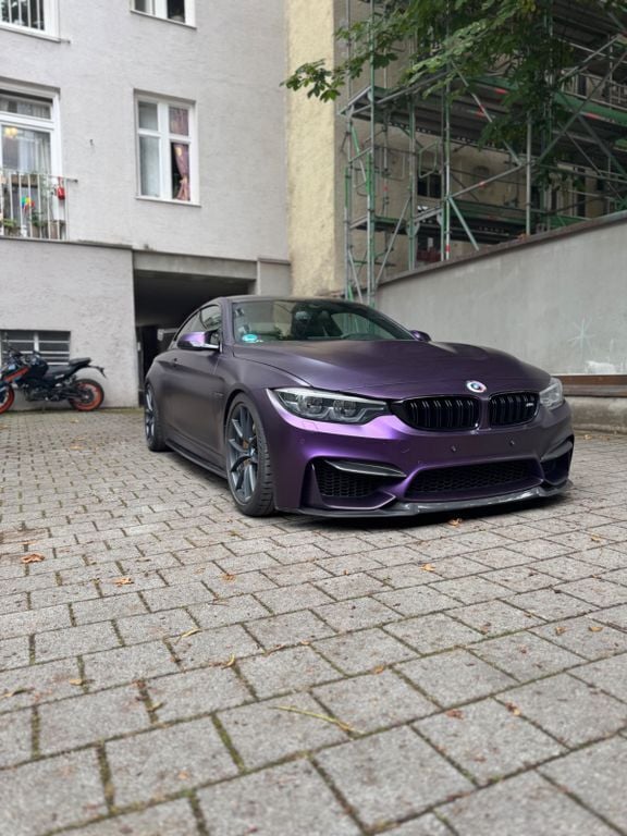 Blau Gebraucht 2018 BMW M4 Performance Coupé | 90.000 € - Bild 1/4