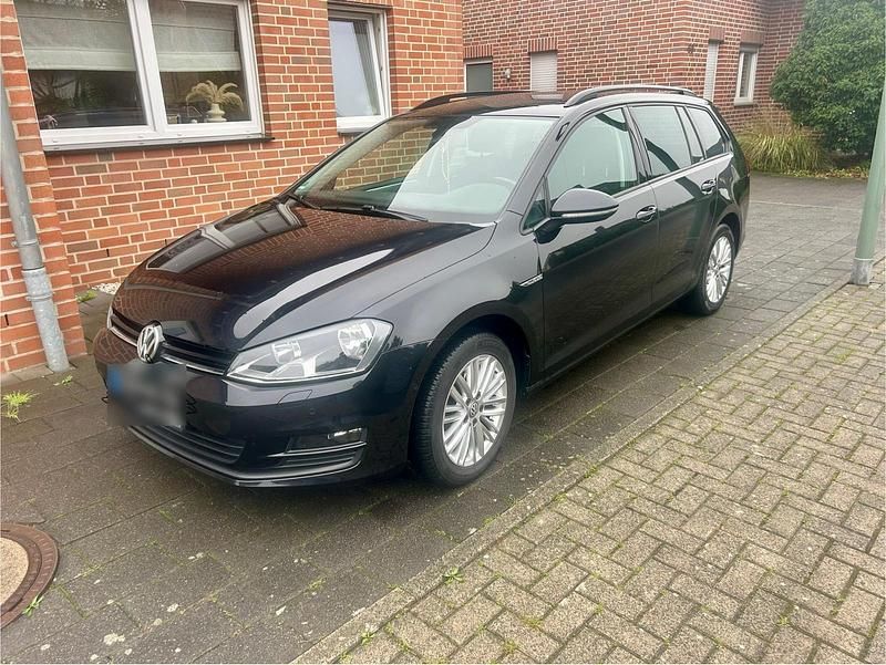 Schwarz Gebraucht 2015 VW Golf VII Edition Kombi | 7.400 € (Fairer Preis) - Bild 1/4
