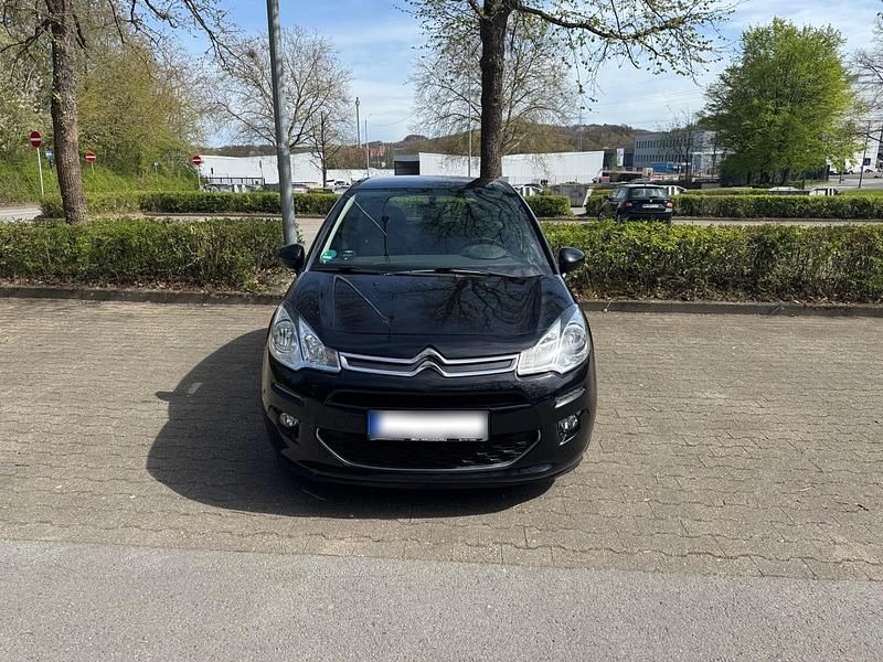 Gebraucht Citroën C3 PureTech 82 PS (60 kW) 2016 Schwarz Kleinwagen