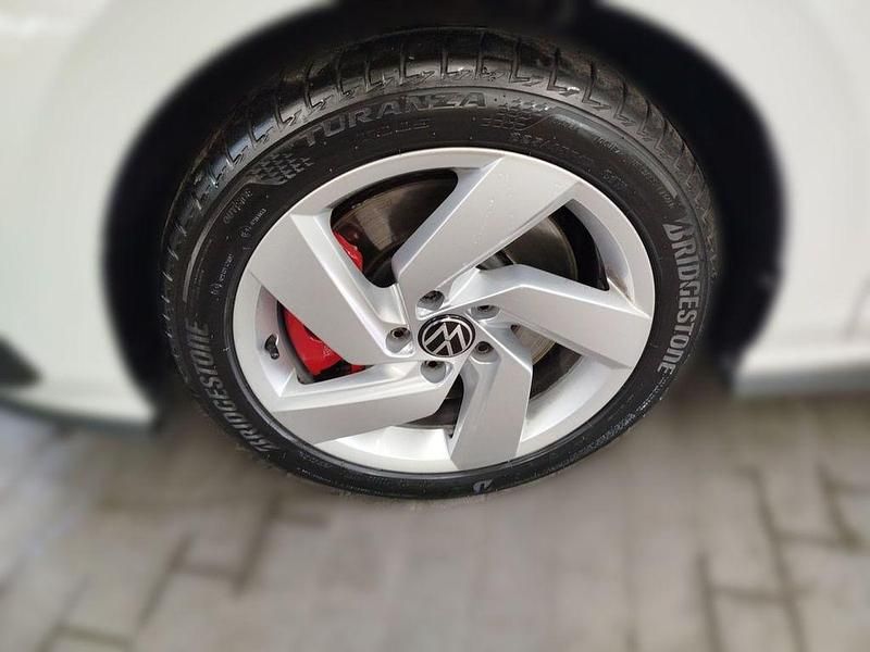 Gebraucht VW Golf VIII GTI 245 PS (180 kW) 2023 Pure white Limousine