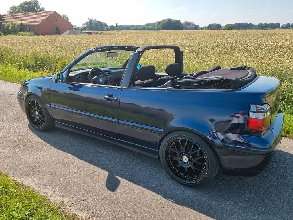 Gebraucht VW Golf Trendline 101 PS (74 kW) 2000 Blau Cabrio