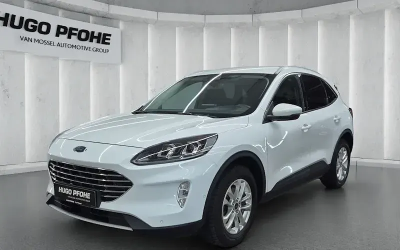 Gebraucht Ford Kuga Titanium 120 PS (88 kW) 2021 Weiß SUV