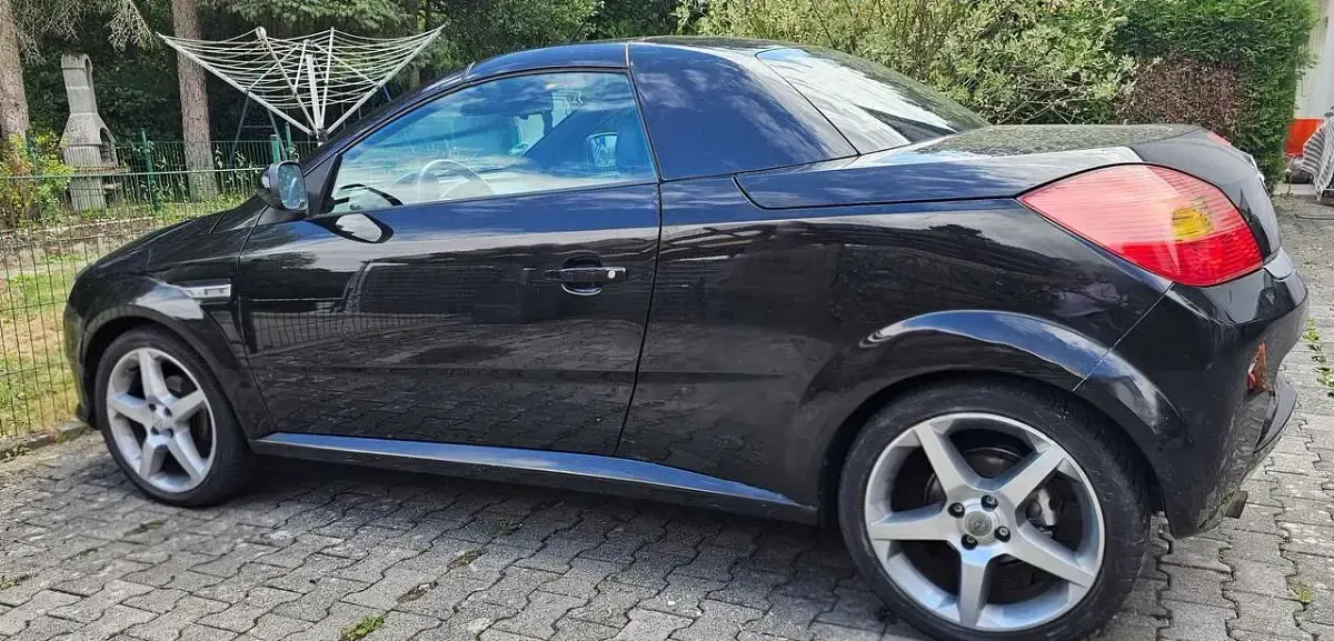 Gebraucht Opel Tigra Edition 125 PS (91 kW) 2005 Schwarz Cabrio