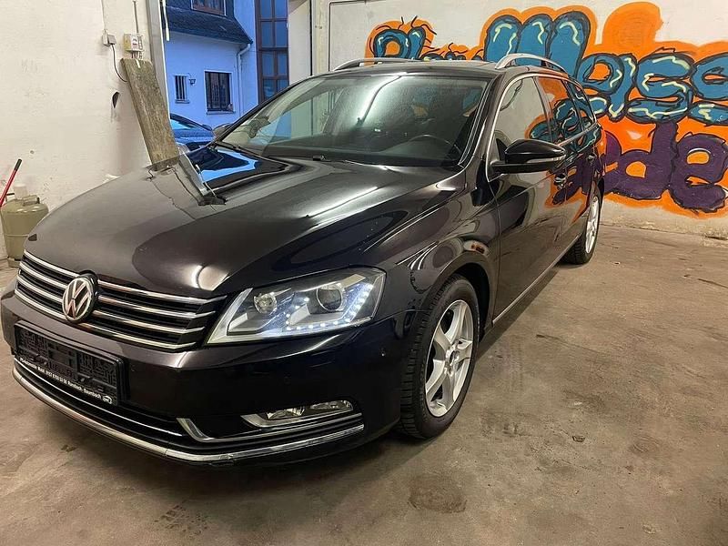 Gebraucht VW Passat Highline 211 PS (155 kW) 2013 Deep black perleffekt Kombi