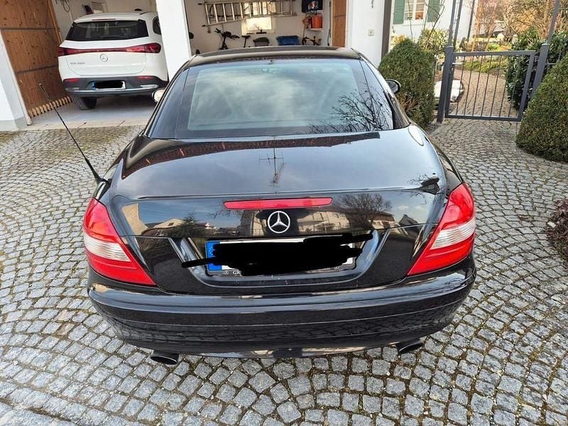 Gebraucht Mercedes SLK200 163 PS (119 kW) 2005 Schwarz Cabrio
