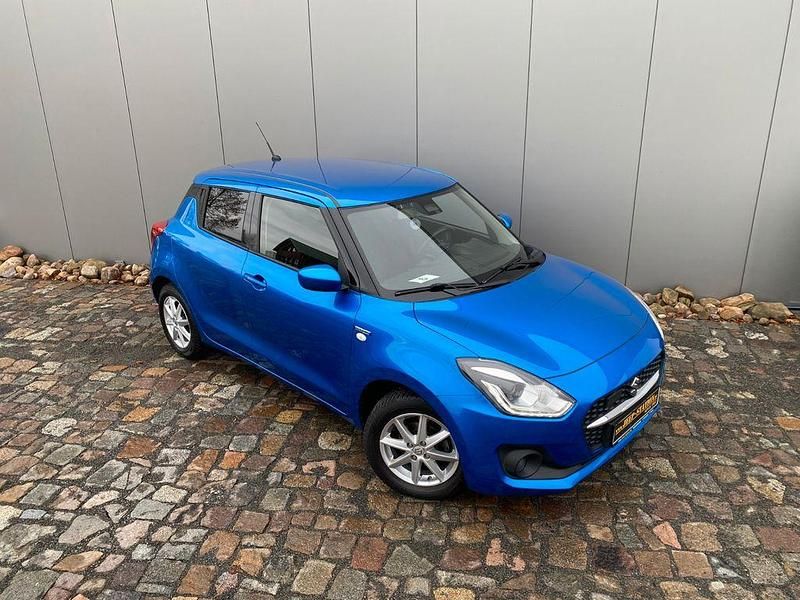 Gebraucht Suzuki Swift Comfort 83 PS (61 kW) 2020 Blau Kleinwagen