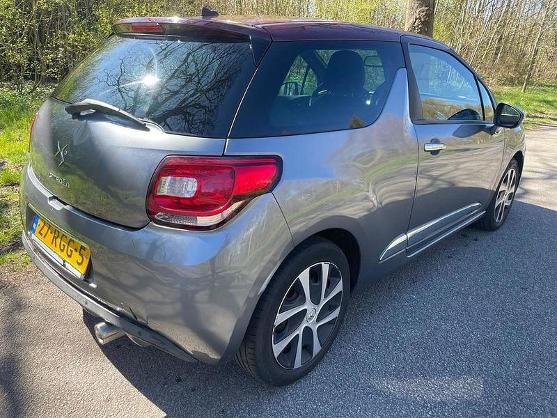 Gebraucht Citroën DS3 So Chic 92 PS (67 kW) 2011 Grau Kleinwagen