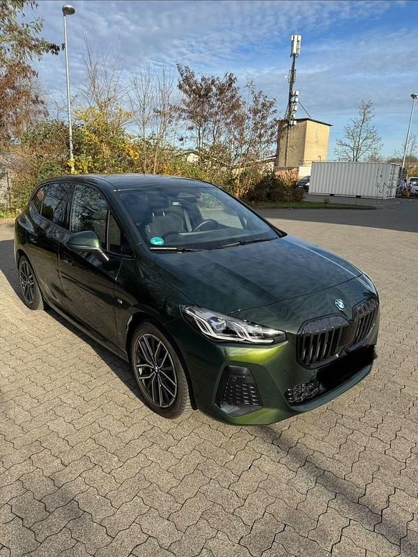 Gebraucht BMW 220 M Sport 170 PS (125 kW) 2024 Grün Kombi