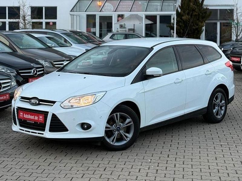 Second-hand Ford Focus SYNC Edition 101 CP (74 kW) 2014 Alb Break
