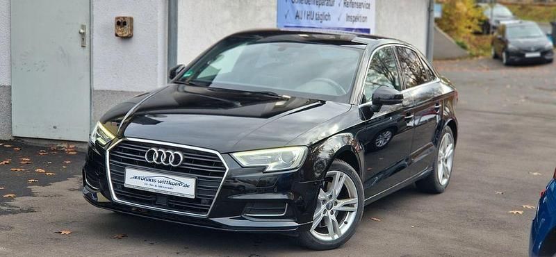 Schwarz Gebraucht 2019 Audi A3 Design Limousine | 20.800 € (Fairer Preis) - Bild 1/4