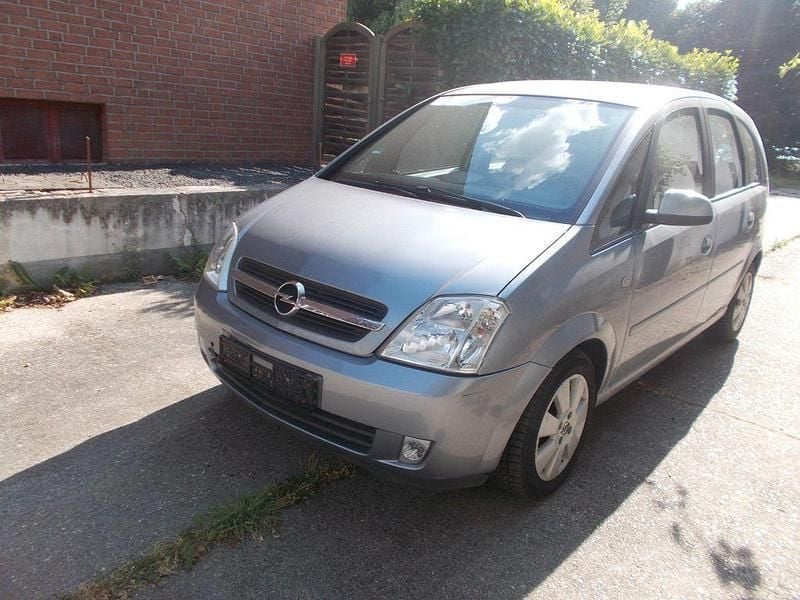 Silber Gebraucht 2003 Opel Meriva Cosmo Van / Kleinbus | 450 € (Superpreis) - Bild 1/4