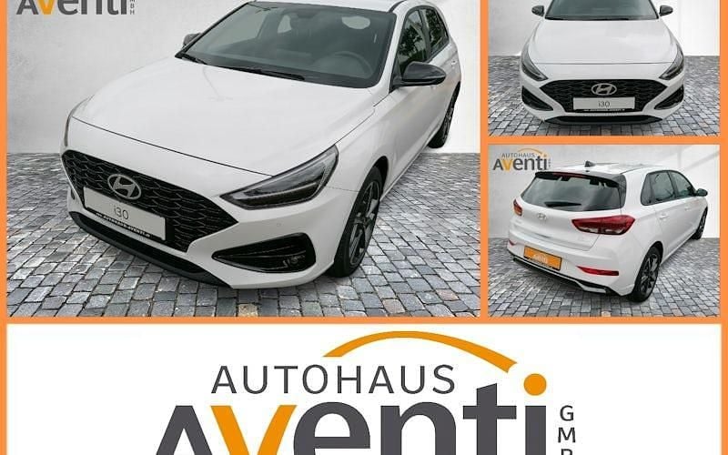 Atlas white uni Gebraucht 2024 Hyundai i30 Advantage Limousine | 19.669 € (Guter Preis) - Bild 1/4
