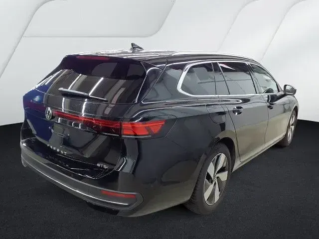 Gebraucht VW Passat Business 150 PS (110 kW) 2025 Schwarz Kombi