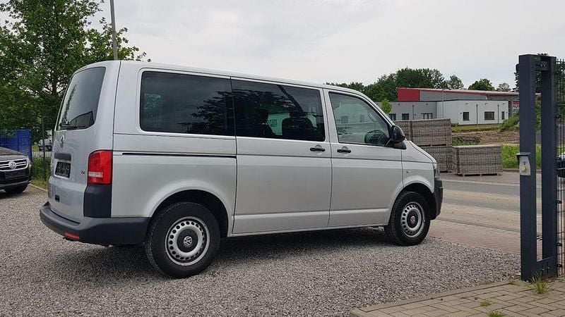 Gebraucht VW T5 140 PS (102 kW) 2015 Silber Van