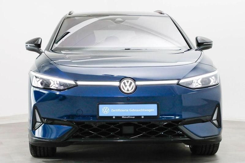 Gebraucht VW ID.7 GTX 250 kW (340 PS) 2025 Blau Kombi