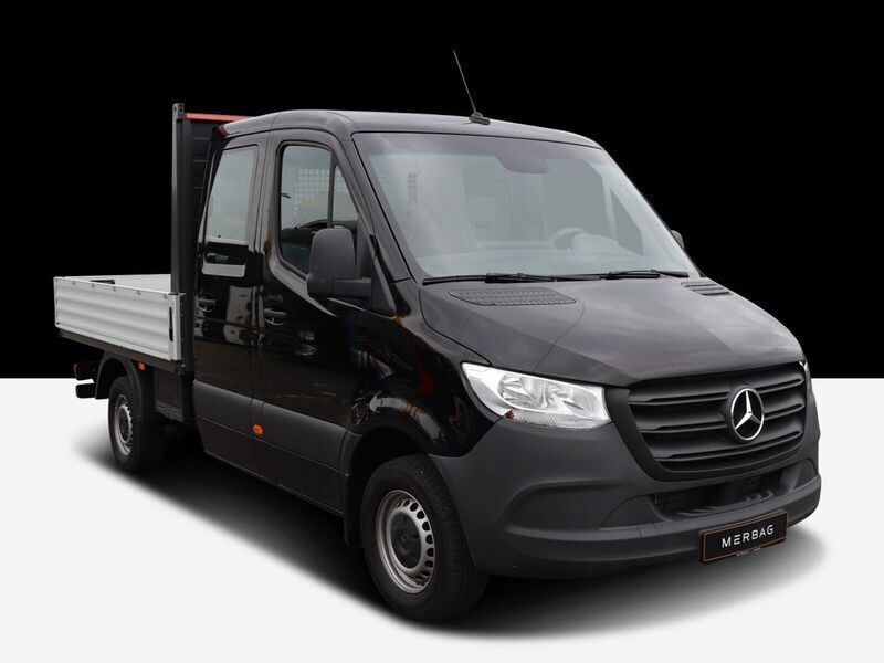 Schwarz Gebraucht 2023 Mercedes Sprinter Van | 39.900 € (Etwas zu teuer) - Bild 1/4