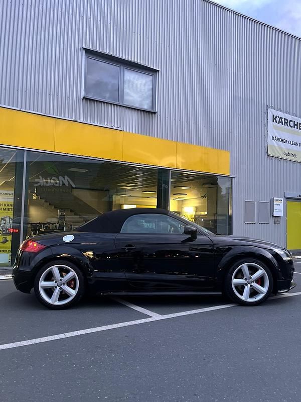 Gebraucht Audi TT Roadster 275 PS (202 kW) 2011 Schwarz Cabrio
