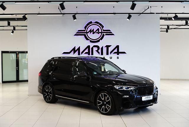 Schwarz Gebraucht 2022 BMW X7 M Sport SUV | 67.649 € (Etwas zu teuer) - Bild 1/4
