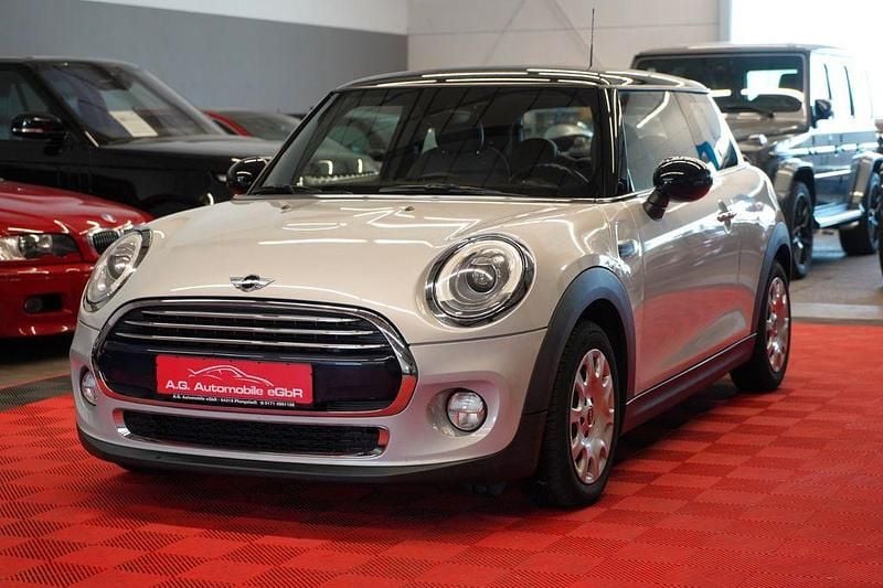 Silber Gebraucht 2018 Mini Cooper Kleinwagen | 10.950 € (Fairer Preis) - Bild 1/4