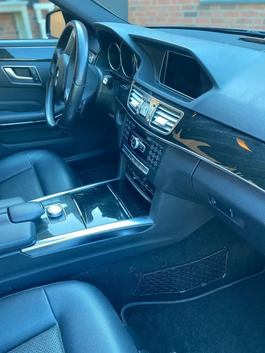 Gebraucht Mercedes E250 204 PS (150 kW) 2013 Schwarz Kombi