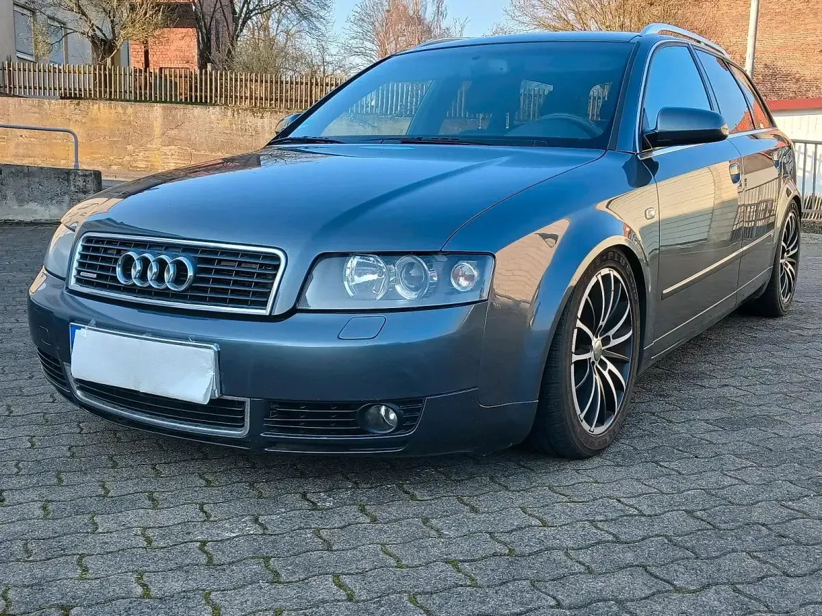 Gebraucht Audi A4 180 PS (132 kW) 2003 Grau Kombi