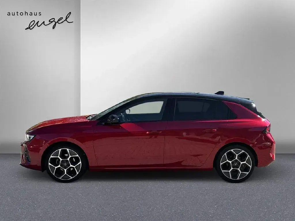 Gebraucht Opel Astra Ultimate 131 PS (96 kW) 2024 Rot Kleinwagen