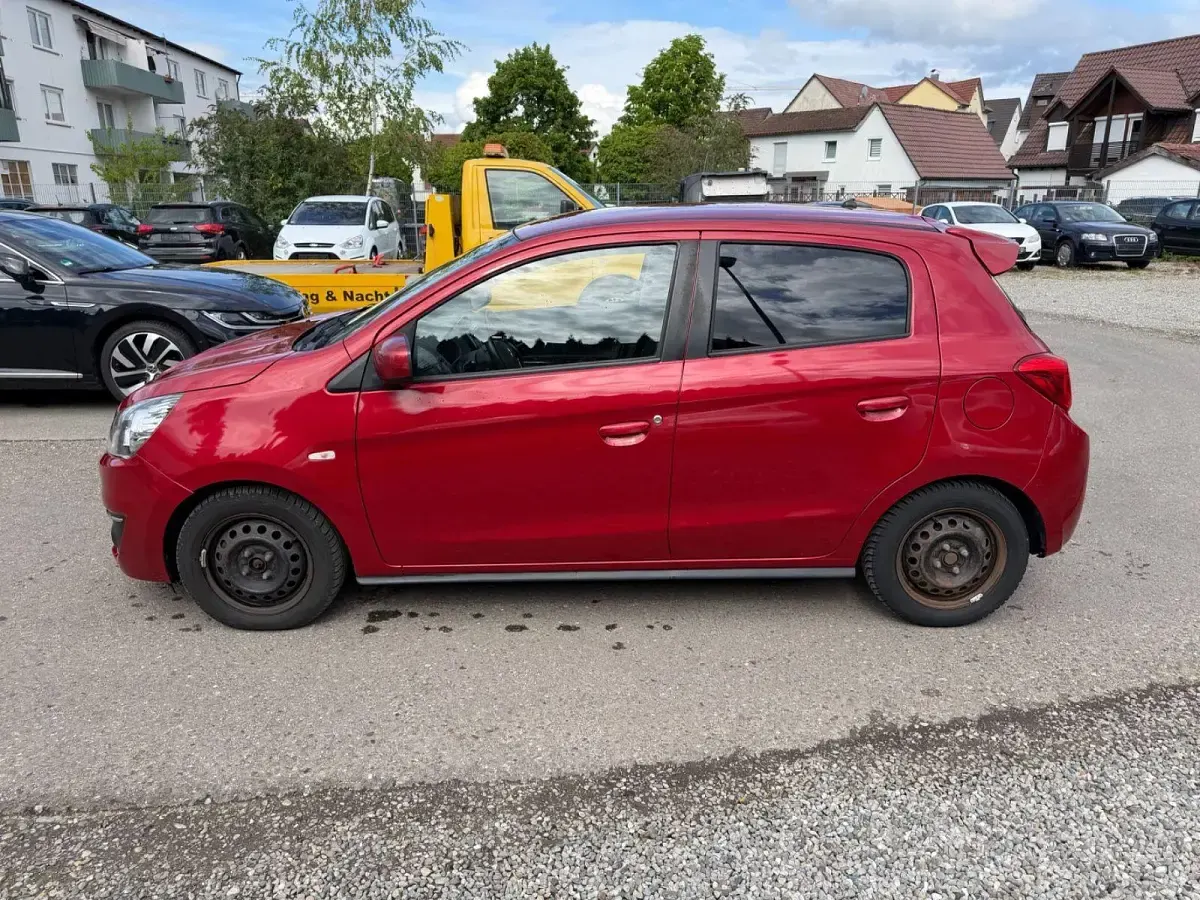 Gebraucht Mitsubishi Space Star Edition 80 PS (58 kW) 2018 Rot Kleinwagen