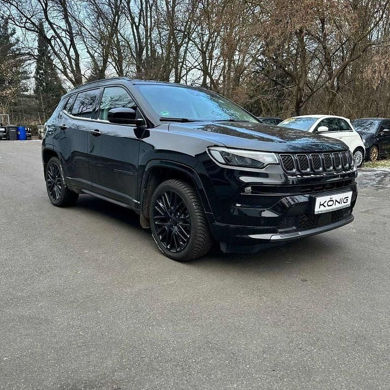 Gebraucht Jeep Compass 180 PS (132 kW) 2022 Schwarz SUV