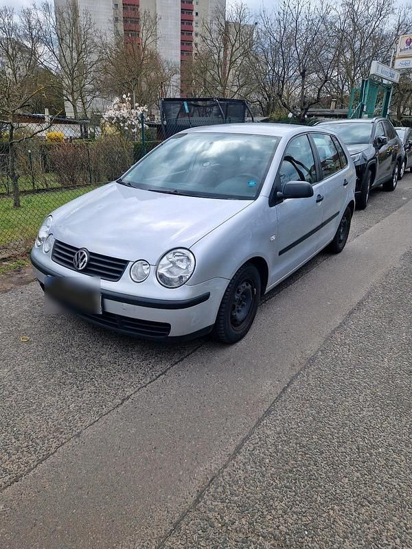Gebraucht VW Polo 64 PS (47 kW) 2003 Grau Kleinwagen