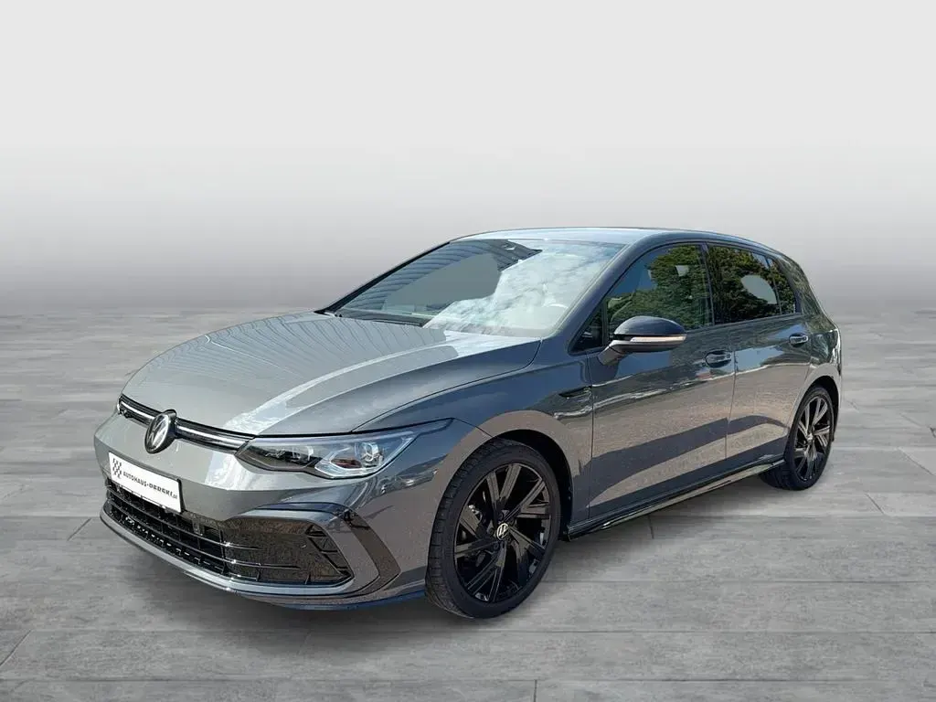 Gebraucht VW Golf VIII Style 150 PS (110 kW) 2024 Grau Limousine