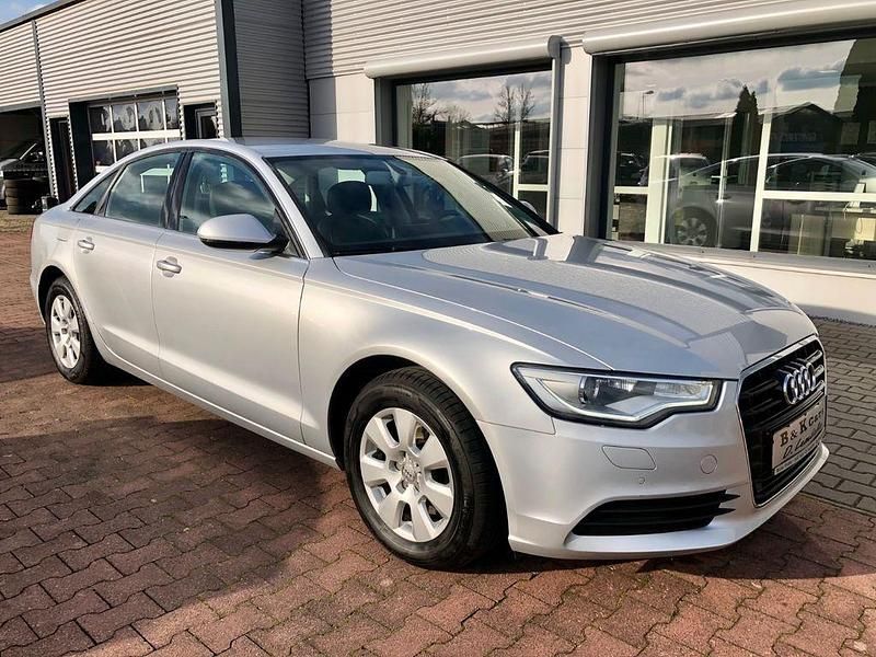 Silber Gebraucht 2013 Audi A6 Business Limousine | 9.999 € (Teuer) - Bild 1/4