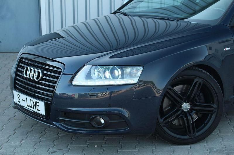 Grau Gebraucht 2010 Audi RS6 S-line plus Limousine | 12.911 € - Bild 1/4