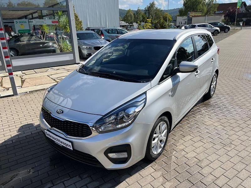 Silber Gebraucht 2018 Kia Carens Vision Van / Kleinbus | 14.499 € (Fairer Preis) - Bild 1/4