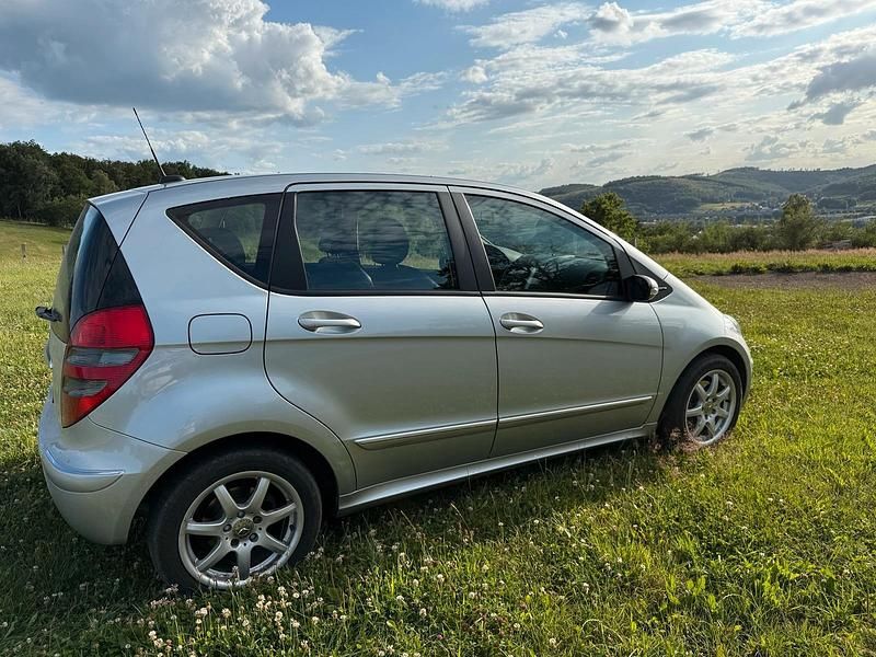 Silber Gebraucht 2007 Mercedes A200 Limousine | 4.999 € (Guter Preis) - Bild 1/4