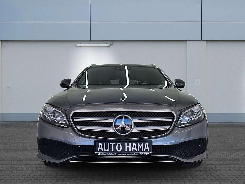 Gebraucht Mercedes E220 Avantgarde 194 PS (142 kW) 2017 Grau Kombi