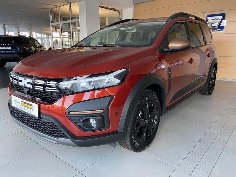 Braun Gebraucht 2025 Dacia Jogger Extreme Van / Kleinbus | 28.070 € (Etwas zu teuer) - Bild 1/4