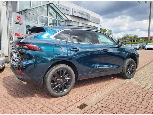 Neu DFSK Forthing 5 177 PS (130 kW) 2025 Grün SUV