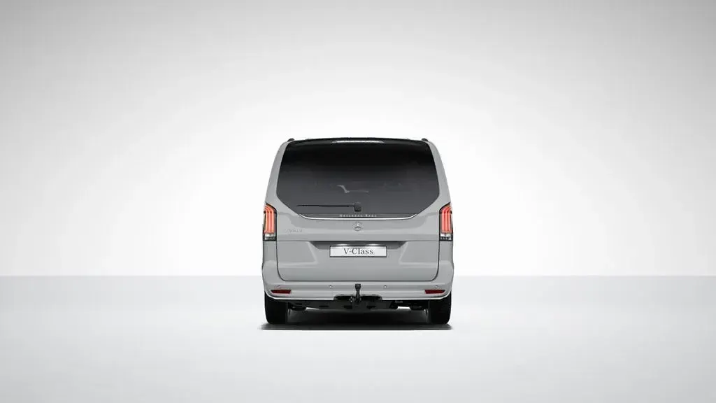 Gebraucht Mercedes V220 Style 163 PS (119 kW) 2025 Alpingrau Van / Kleinbus