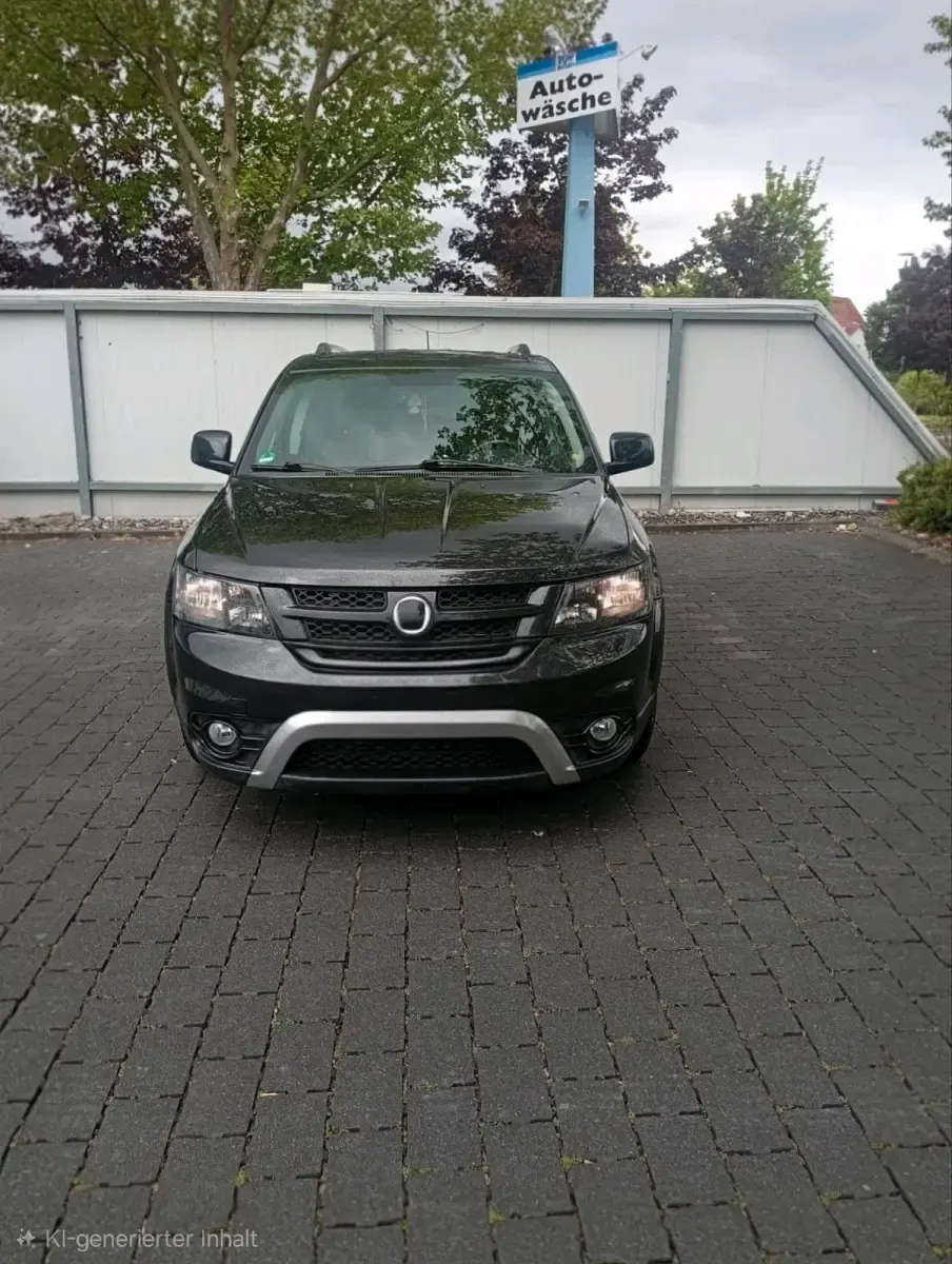 Gebraucht Fiat Freemont 170 PS (125 kW) 2014 Schwarz SUV
