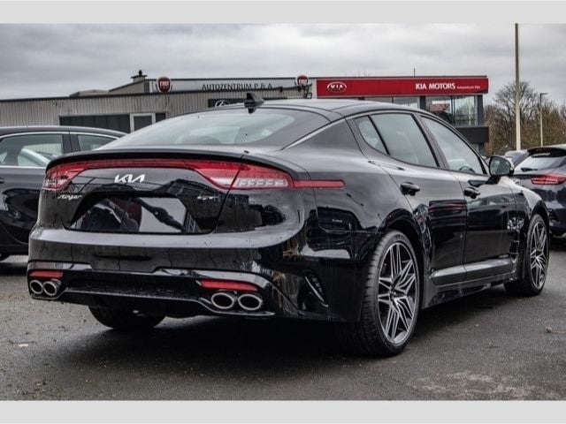 Gebraucht Kia Stinger 366 PS (269 kW) 2022 Schwarz Kleinwagen