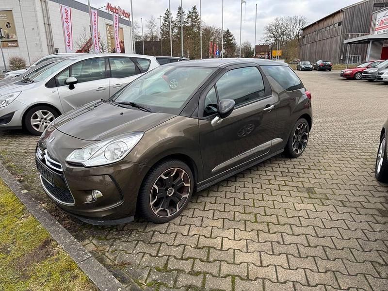 Gebraucht Citroën DS3 120 PS (88 kW) 2012 Braun Kleinwagen