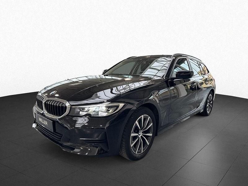 Gebraucht BMW 320 Advantage 184 PS (135 kW) 2022 Schwarz (schwarz) Kombi